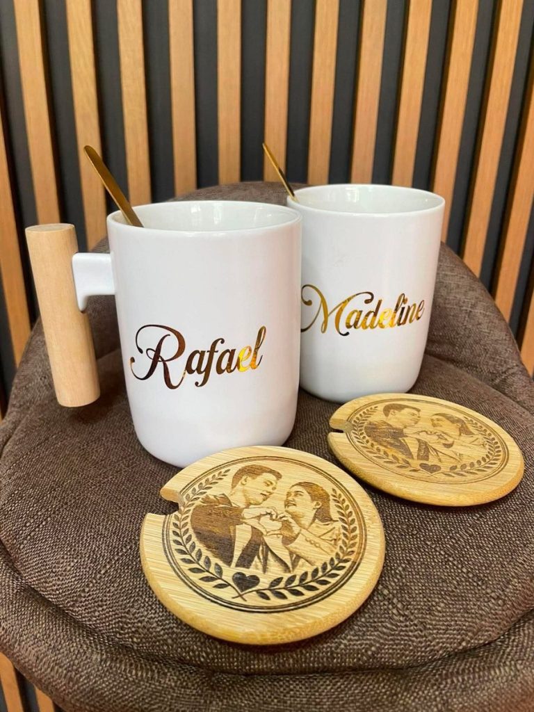 Nordic mugs with engraved bamboo coasters